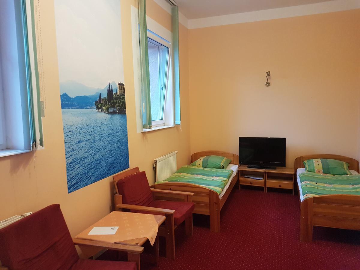 Chrobry Otel Szprotawa Dış mekan fotoğraf