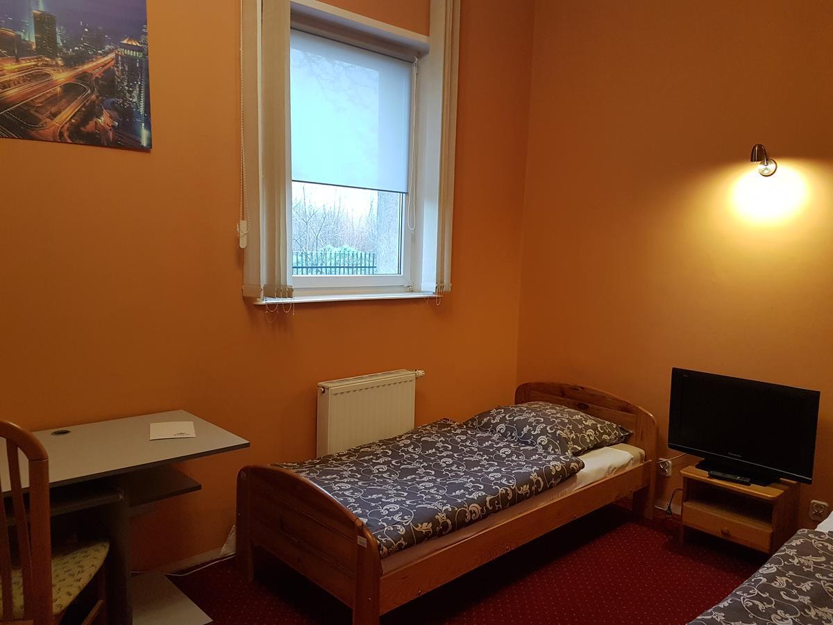 Chrobry Otel Szprotawa Dış mekan fotoğraf